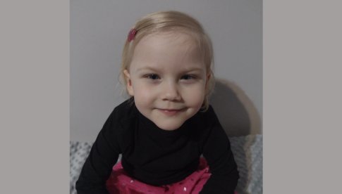 Pomóż 3-letniej Agatce z Jaworzyny Śląskiej. Dziewczynka urodziła się z wadą serca