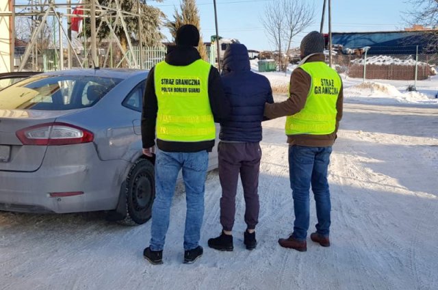 [FOTO, VIDEO] 290 kg amfetaminy i 100 kg marihuany. Handlarze staną przed sądem