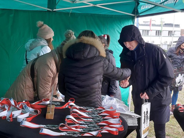 [FOTO] Pobiegli Tropem Wilczym! W Marcinowicach upamiętniono Niezłomnych 