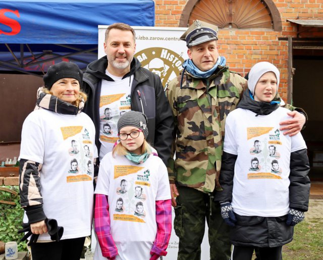 Żarowianie pobiegli, aby upamiętnić Żołnierzy Wyklętych [Foto]