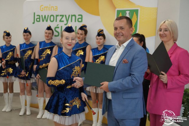 [FOTO] Stypendia sportowe i artystyczne rozdane