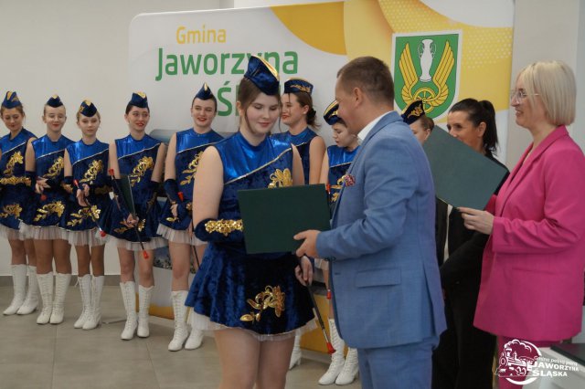 [FOTO] Stypendia sportowe i artystyczne rozdane