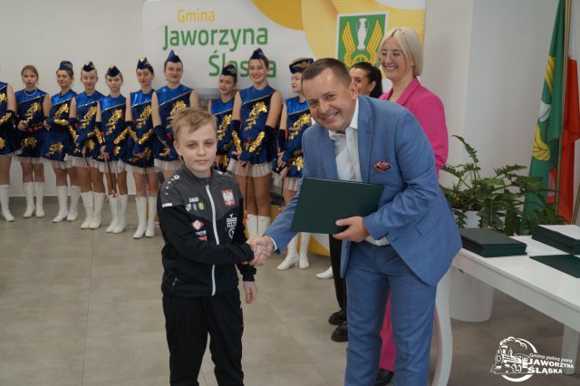 [FOTO] Stypendia sportowe i artystyczne rozdane