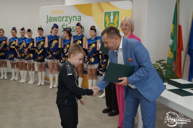 [FOTO] Stypendia sportowe i artystyczne rozdane