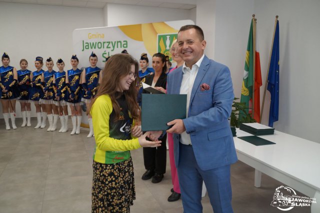 [FOTO] Stypendia sportowe i artystyczne rozdane