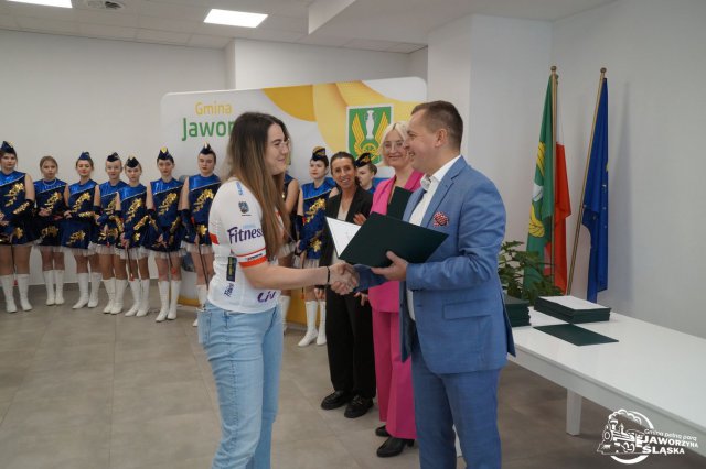 [FOTO] Stypendia sportowe i artystyczne rozdane