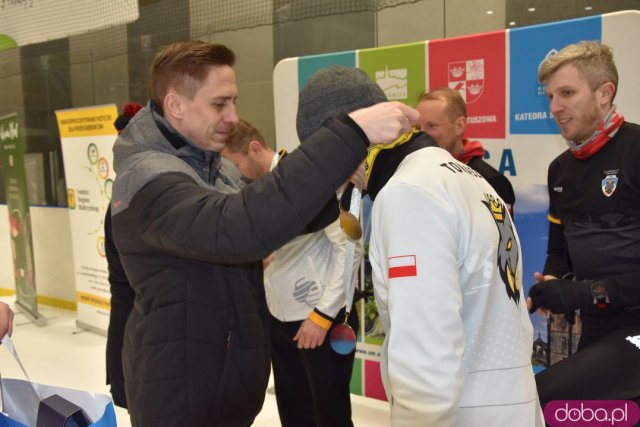 Świdnicki Turniej Curlingowy zakończony. W ostatni dzień wyłoniono zwycięzców [Foto]