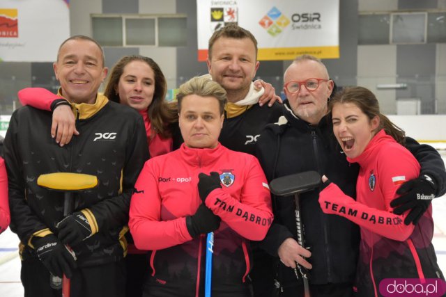 Świdnicki Turniej Curlingowy zakończony. W ostatni dzień wyłoniono zwycięzców [Foto]