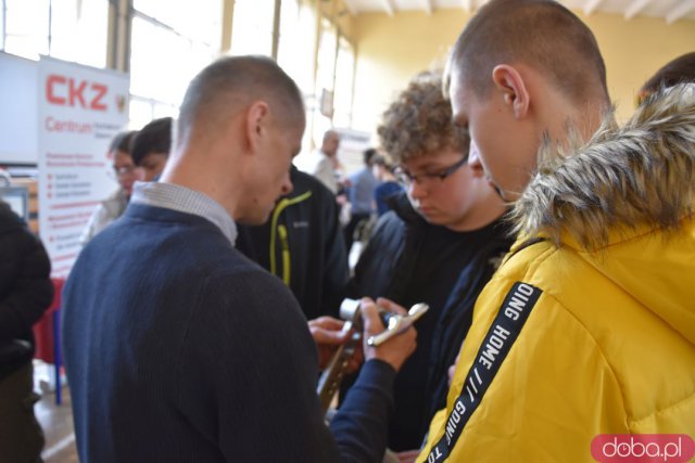 Szkoły ponadpodstawowe przedstawiły swoją ofertę na XVIII Giełdzie Edukacyjnej [Foto]