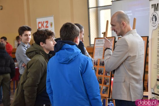 Szkoły ponadpodstawowe przedstawiły swoją ofertę na XVIII Giełdzie Edukacyjnej [Foto]