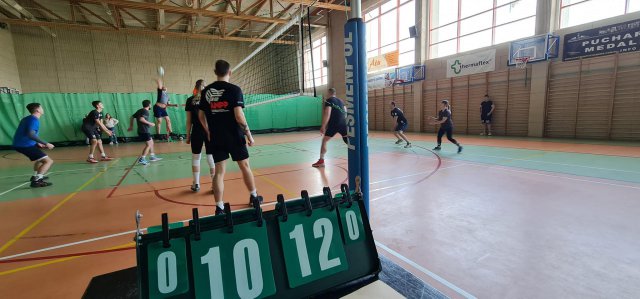[FOTO] Grali o o Puchar Dyrektora GCKiS w Żarowie