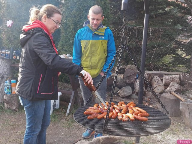 [FOTO] Pożegnali zimę i powitali wiosnę. Za nami coroczny piknik w Bystrzycy Górnej