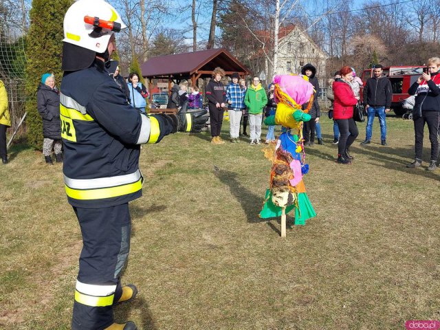 [FOTO] Pożegnali zimę i powitali wiosnę. Za nami coroczny piknik w Bystrzycy Górnej