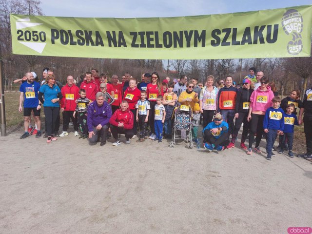 [FOTO] „Polska na zielonym szlaku”. Pobiegli w szczytnym celu