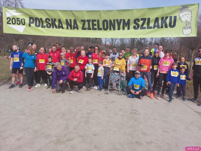 [FOTO] „Polska na zielonym szlaku”. Pobiegli w szczytnym celu