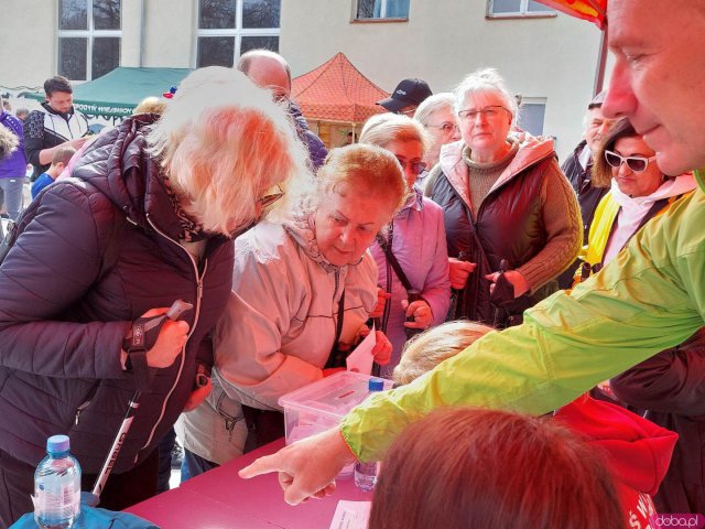 [FOTO] „Polska na zielonym szlaku”. Pobiegli w szczytnym celu