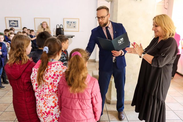 „Świdnickie dzieci przeganiają próchnicę”: Rostrzygnięcie konkursu plastycznego 