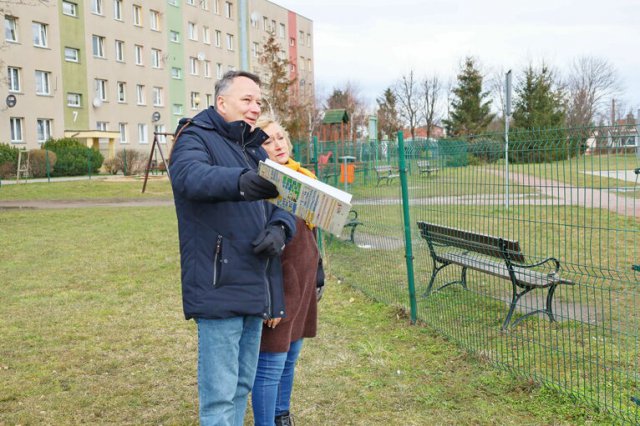 Bezpieczniej przy przejściu dla pieszych przy ul. Łokietka w Żarowie. W planach również nowe nasadzenia [Foto]