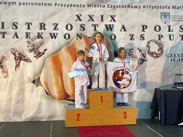 [FOTO] UKS Taekwon-do Gryf w pierwszej dziesiątce klasyfikacji generalnej Mistrzostw Polski