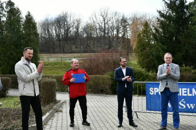 Wystartowały sztafetowe biegi przełajowe w Świebodzicach [Foto]