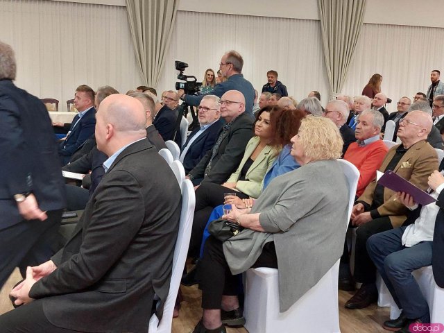 [FOTO] „Jaka Polska?Jaki Dolny Śląsk? ”.  Debata z politykami opozycji w Świdnicy