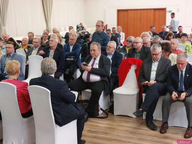 [FOTO] „Jaka Polska?Jaki Dolny Śląsk? ”.  Debata z politykami opozycji w Świdnicy
