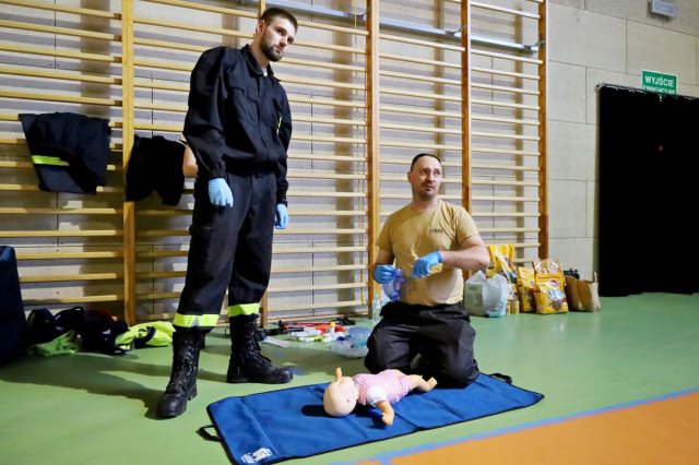 Szkolenie z pierwszej pomocy ze zbiórką na pomoc zwierzętom w Żarowie za nami [Foto]