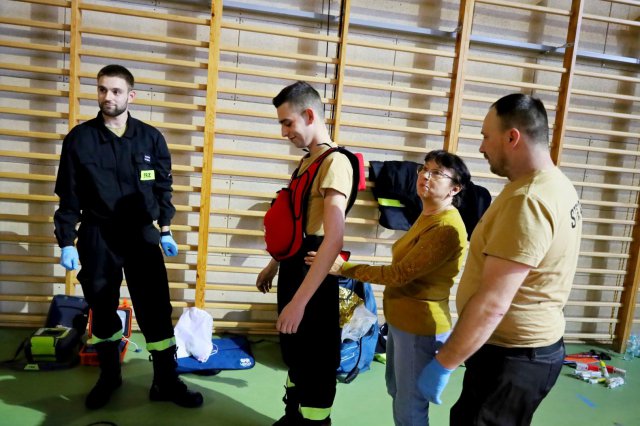 Szkolenie z pierwszej pomocy ze zbiórką na pomoc zwierzętom w Żarowie za nami [Foto]