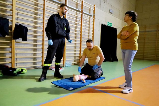 Szkolenie z pierwszej pomocy ze zbiórką na pomoc zwierzętom w Żarowie za nami [Foto]