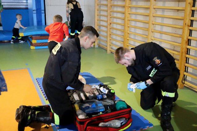 Szkolenie z pierwszej pomocy ze zbiórką na pomoc zwierzętom w Żarowie za nami [Foto]