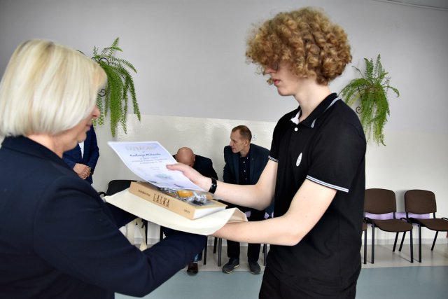 Mistrzowie ortografii nagrodzeni. Za nami Gminny Finał Konkursu Ortograficznego w Pszennie [Foto]