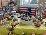 [FOTO] Ozdoby, smakołyki i rękodzieła. Trwa Jarmark Wielkanocny w Pszennie