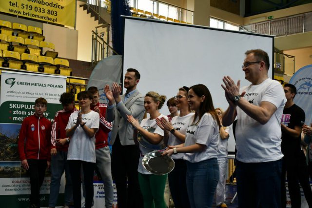 Szczęśliwa trzynastka: Za nami XIII edycja Ogólnopolskich Zawodów Pływackich w Sprincie o Puchar Klubu Kibica Rekin Świebodzice [Foto]