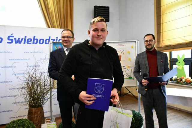 Młodzi artyści zostali uhonorowani w Świebodzicach [Foto]