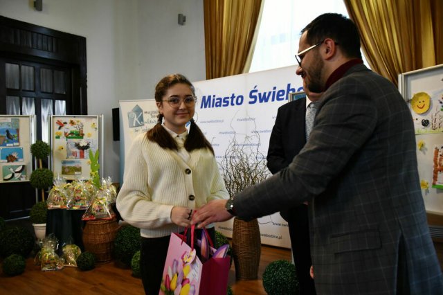 Młodzi artyści zostali uhonorowani w Świebodzicach [Foto]