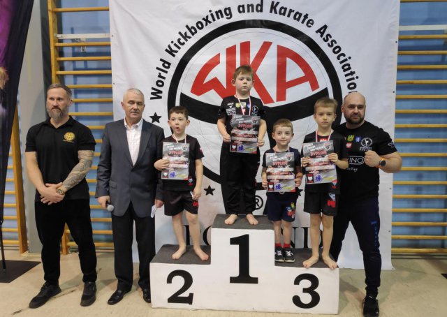 Jaworzyńscy fighterzy z workiem medali [Foto]