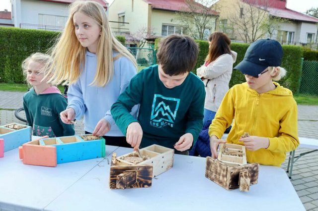 Tworzyli ekodomki w Żarowie [Foto, Wideo]