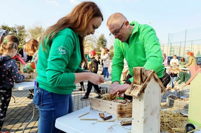 Tworzyli ekodomki w Żarowie [Foto, Wideo]