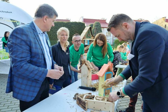 Tworzyli ekodomki w Żarowie [Foto, Wideo]