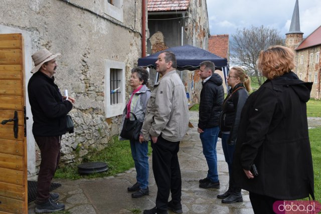 Wiosennie, blisko natury i z nutką historii. Przemysłowa Majówka zawitała do folwarku w Piotrowicach Świdnickich [Foto]