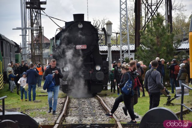 Siedemnasta majówka w Muzeum Kolejnictwa. Zobacz wjazd zabytkowego parowozu [Foto, Wideo]
