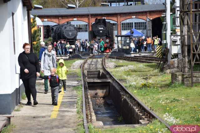 Siedemnasta majówka w Muzeum Kolejnictwa. Zobacz wjazd zabytkowego parowozu [Foto, Wideo]