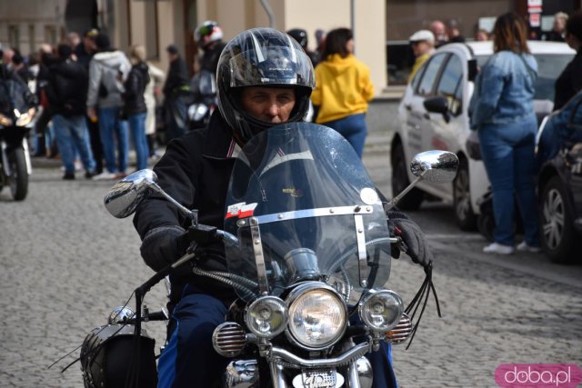 Motocykliści spotkali się na świebodzickim Rynku po raz jedenasty [Foto, Wideo]