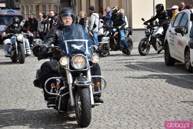 Motocykliści spotkali się na świebodzickim Rynku po raz jedenasty [Foto, Wideo]