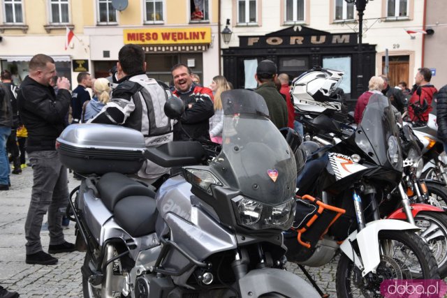 Motocykliści spotkali się na świebodzickim Rynku po raz jedenasty [Foto, Wideo]