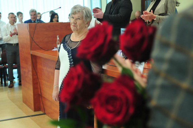 Pani Elżbieta Dudziak z tytułem zasłużonej dla Świdnicy [Foto]