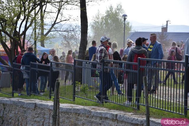 Ależ zabawa! Strzegomianie świętują na pikniku w Forcie Gaj [Foto]