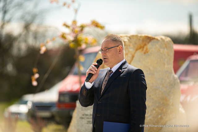 [FOTO] Dzień Flagi, Święto Konstytucji i Dzień Strażaka w Marcinowicach
