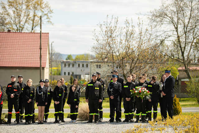 [FOTO] Dzień Flagi, Święto Konstytucji i Dzień Strażaka w Marcinowicach