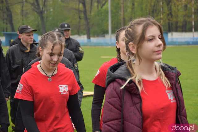 Ależ rywalizacja! Strażacy z gminy Jaworzyna Śląska konkurowali w zawodach pożarniczych. Znamy wyniki! [Foto]